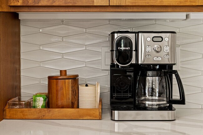 Building Photo - 89192 US-26