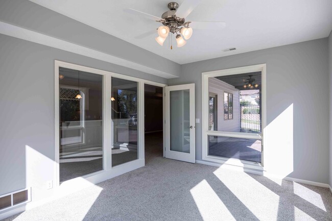 Building Photo - Stunning 6-Bed, 5-Bath Fully Remodeled Hom...