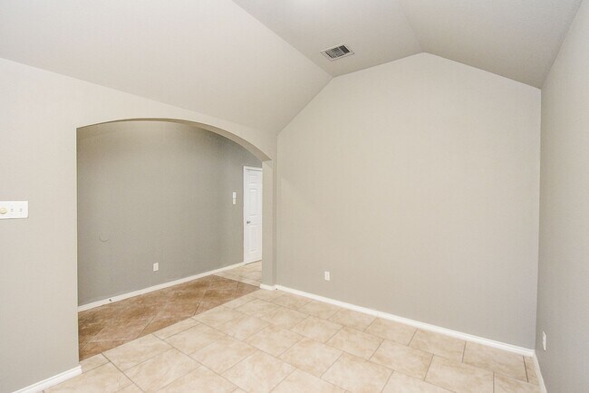 Building Photo - 9235 Black Tooth Way