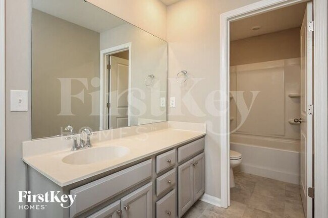 Building Photo - 235 Firewheel Ct