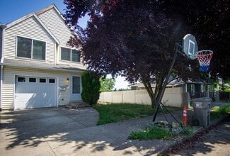 Building Photo - Great Piedmont 3 Bdr Townhouse w/Fireplace, DW + Garage!