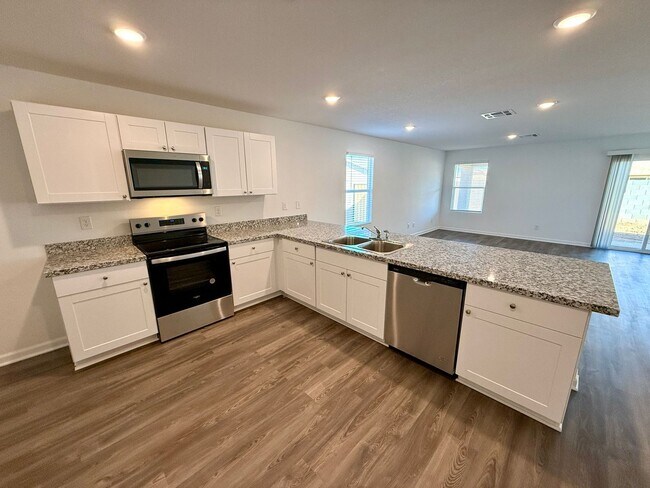 Building Photo - 2024 Construction 3 Bedroom Home in Cheyenne Meadows!