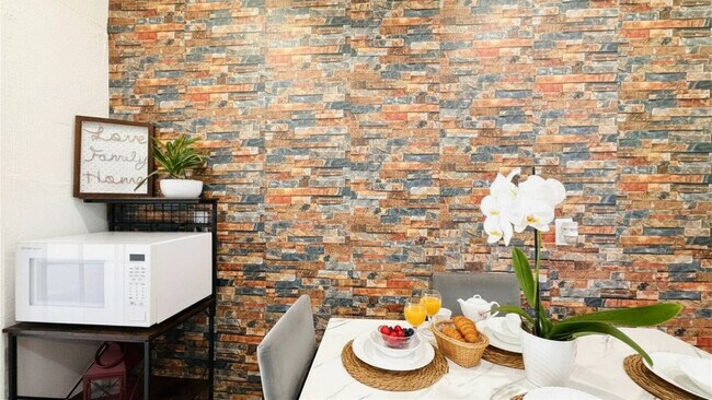 Building Photo - 3041 NW 152nd Terrace