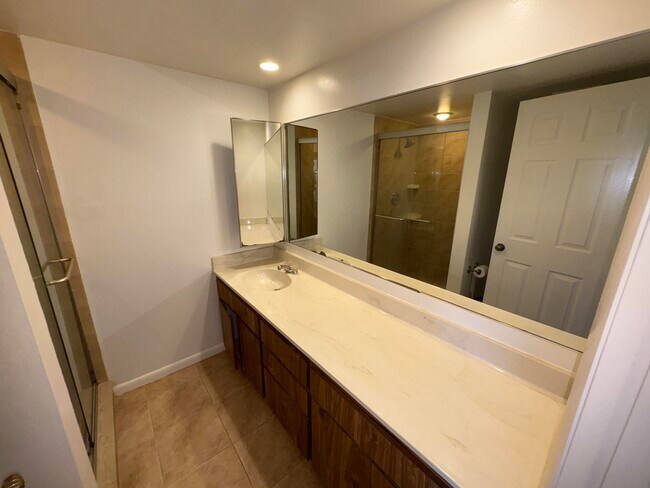Building Photo - 2950 SW 22nd Cir