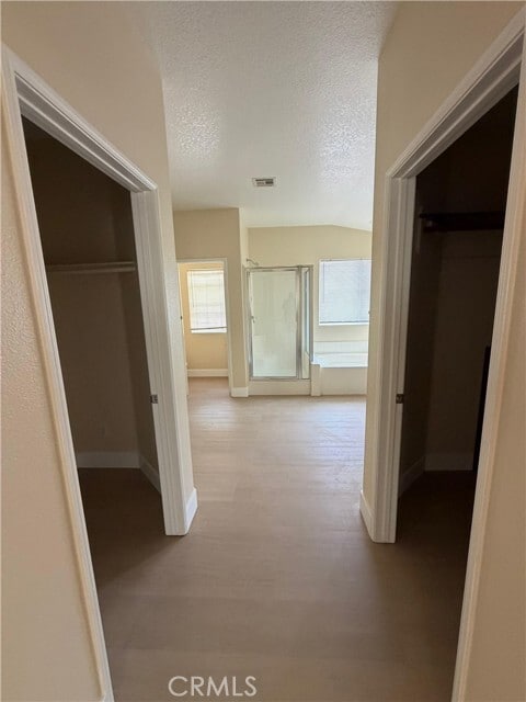 Building Photo - 23656 Morning Glory Dr