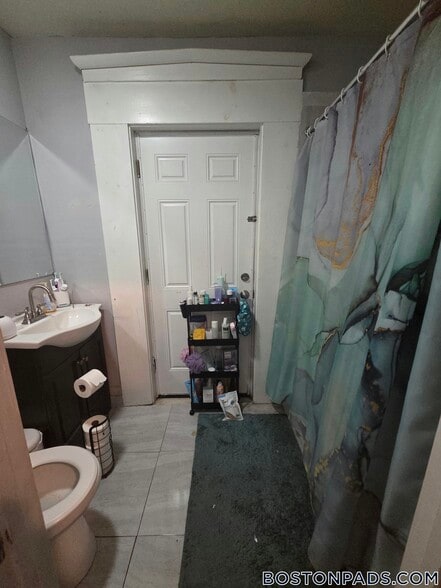 Building Photo - 11 Akron St