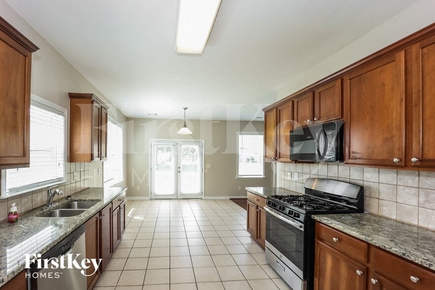 Building Photo - 7297 Basalt Dr