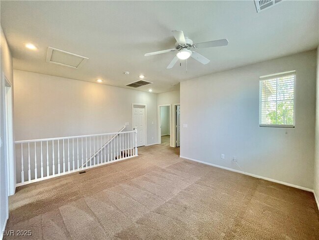 Building Photo - 10073 Pelham Park Ave