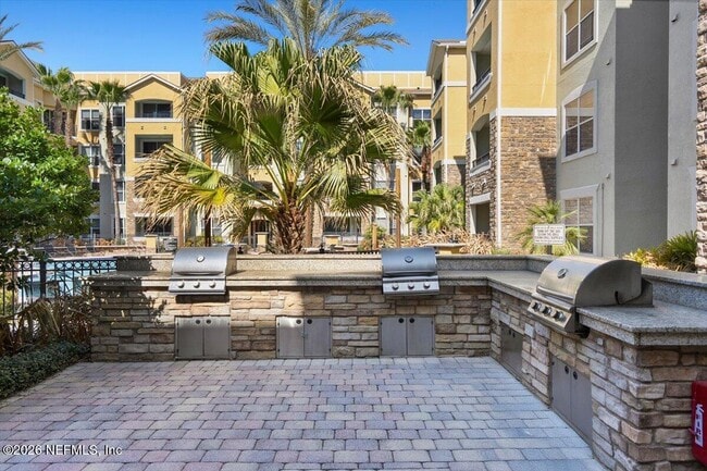 Building Photo - 8539 Gate Pkwy W