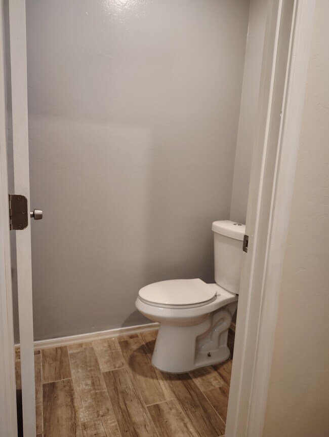 Building Photo - 73 Ver Patria