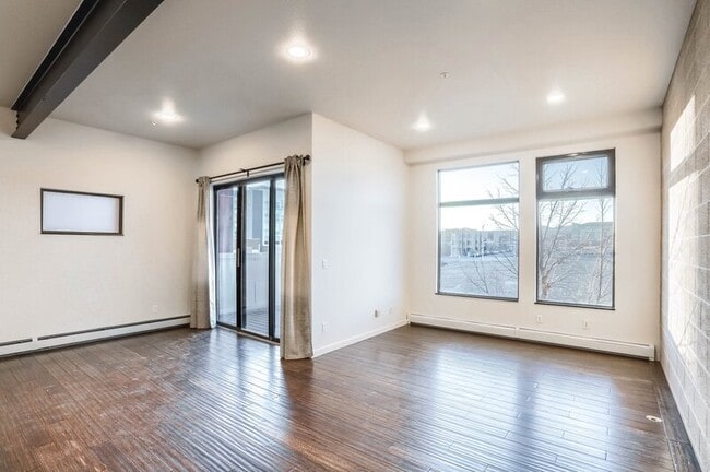 Building Photo - 11542 Colony Row