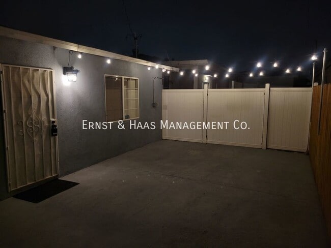 Building Photo - 14913 Mansel Ave