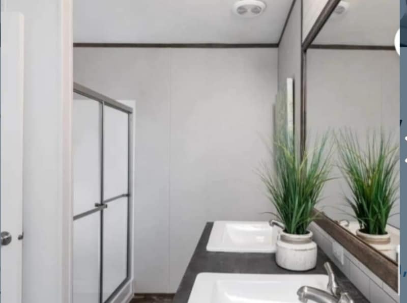 Building Photo - 7145 S Meridian St