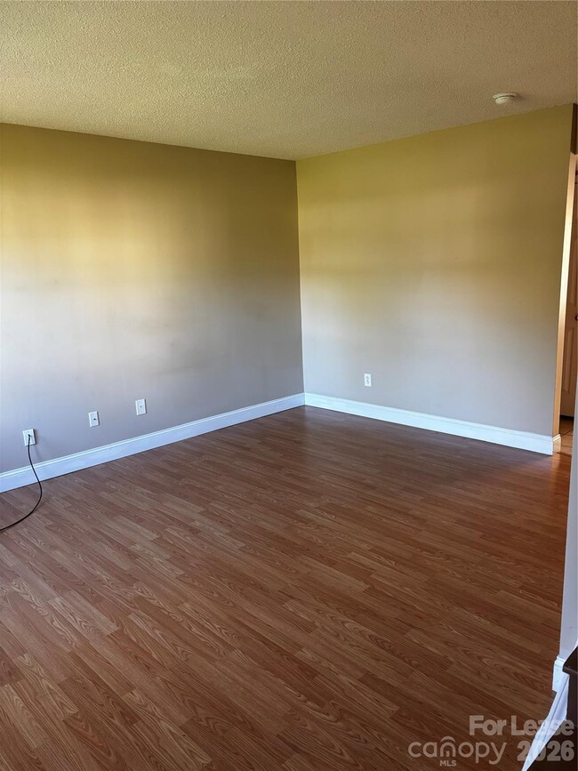 Building Photo - 5906 E North Carolina 150 Hwy