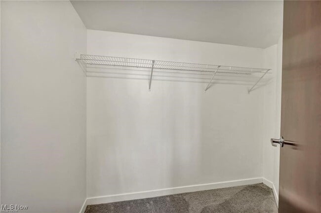 Building Photo - 1133 W 9th St