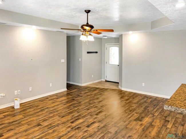 Building Photo - 4417 Sandstone Dr