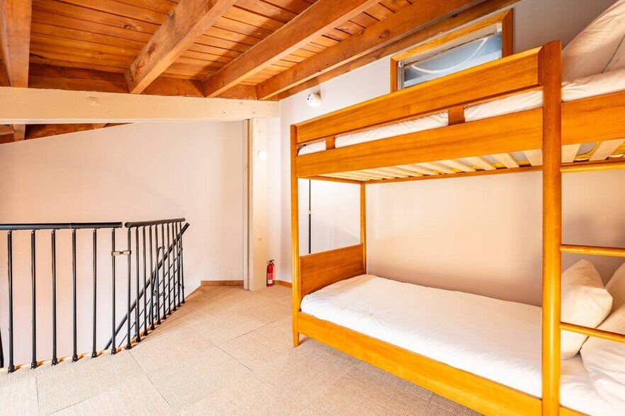 Building Photo - 2200 Lodgepole Cir