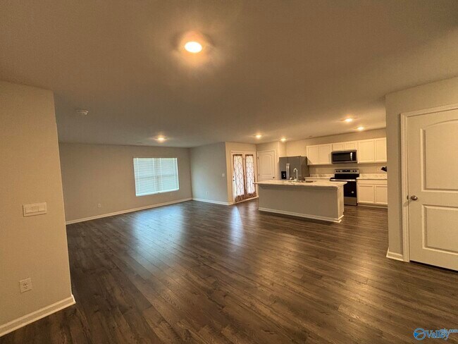 Building Photo - 172 Tobin Ln