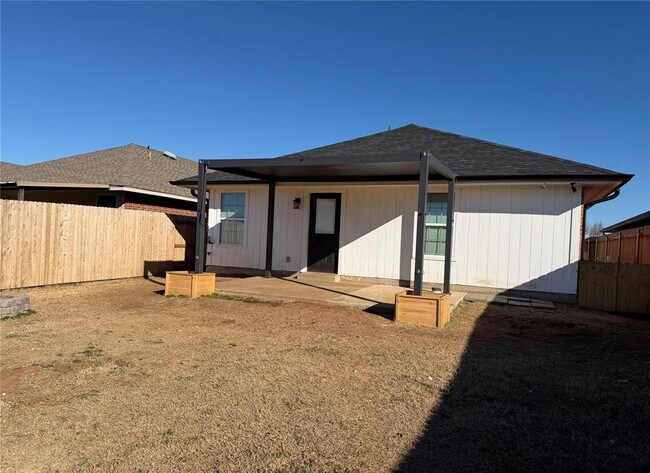 Building Photo - 5705 Marblewood Dr