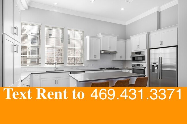 Primary Photo - 633 Dalton Ln