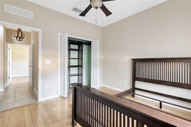 Building Photo - 6289 Falcon Lair Dr