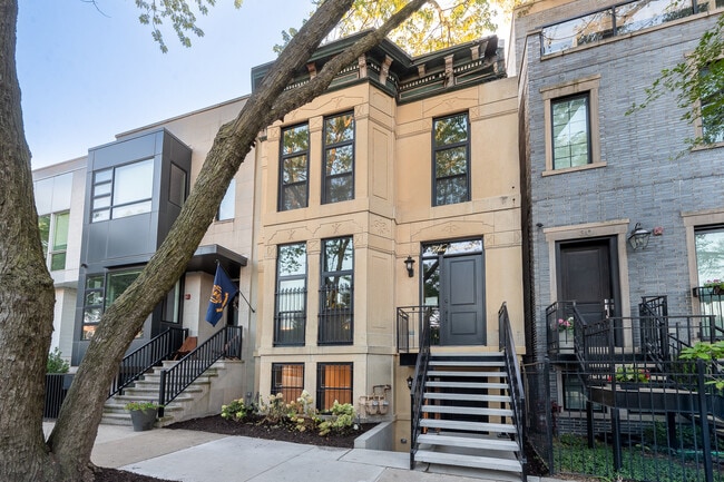 Primary Photo - 28 N Throop St