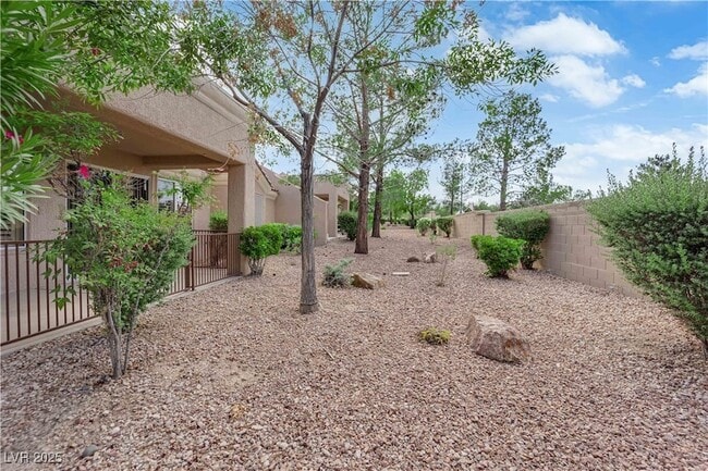 Building Photo - 9424 W Gold Mountain Ave