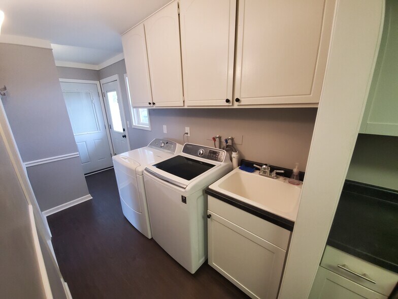 First floor laundry - 1411 Parke Street