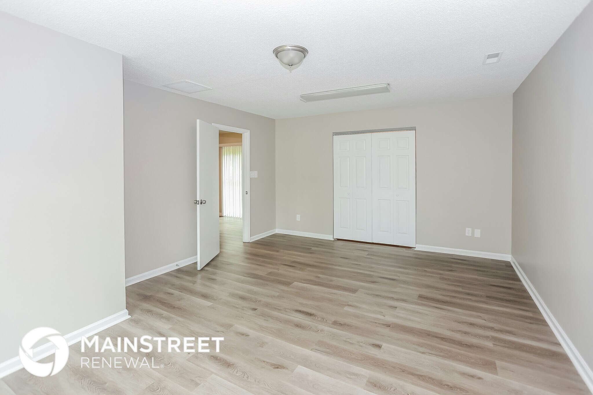 Building Photo - 6740 Rocklake Dr