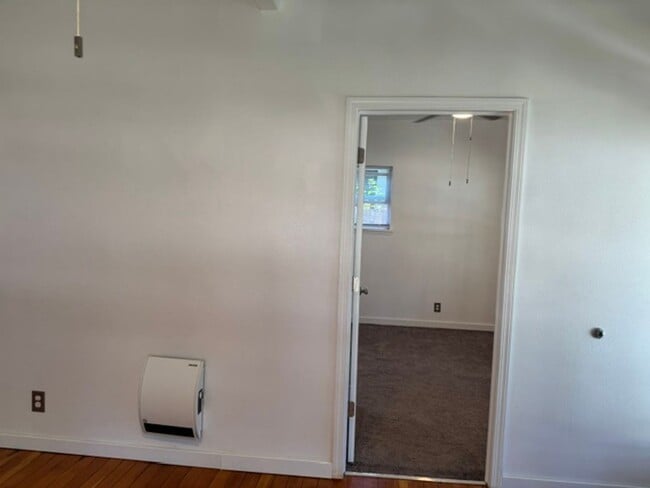 Building Photo - 819 Taylor St