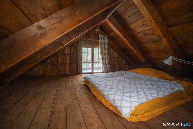 Building Photo - 45 Hoppen Rd