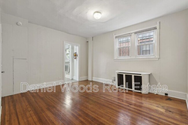 Building Photo - 5804 Greene St