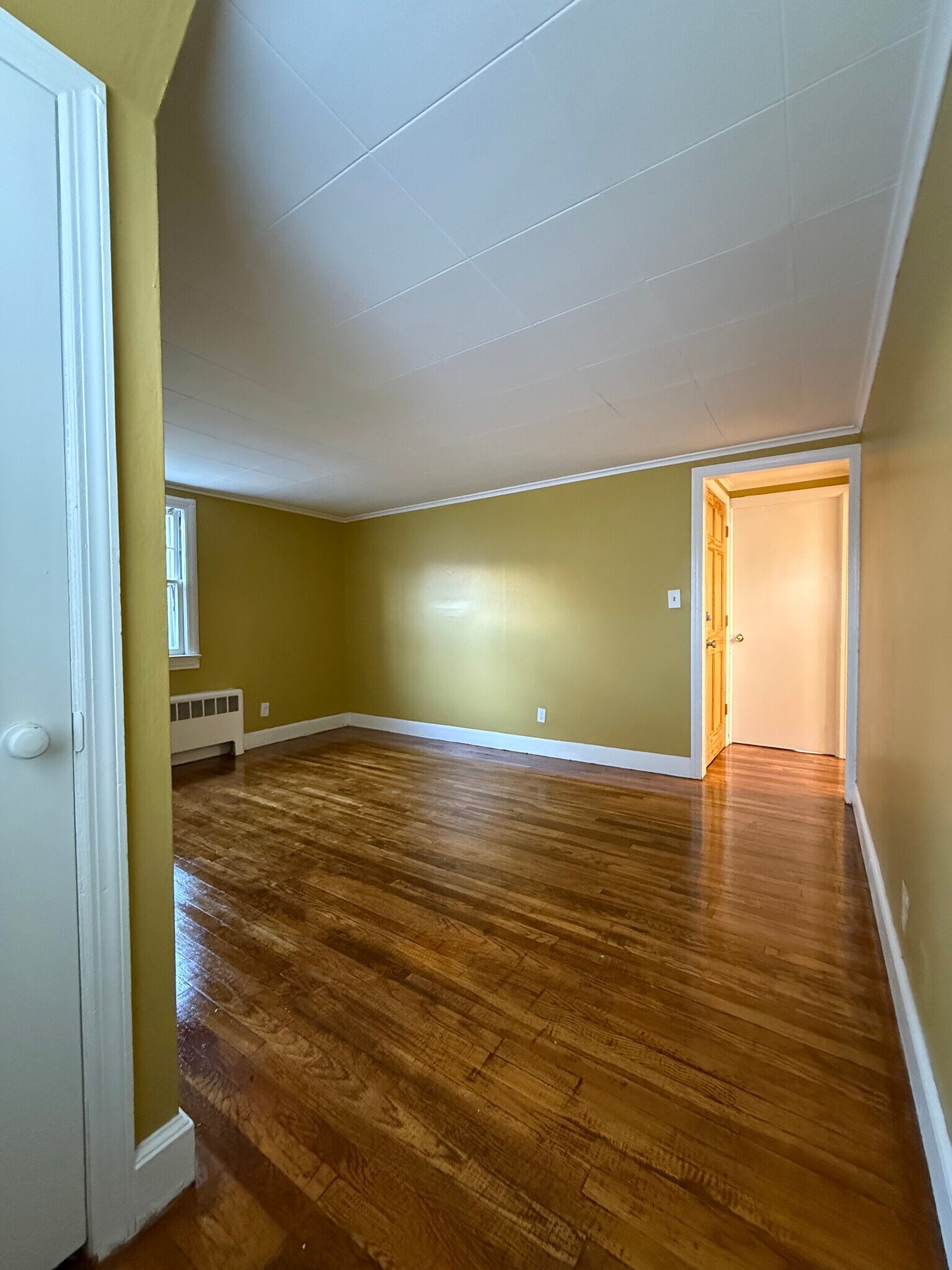 Building Photo - 214 Columbia St