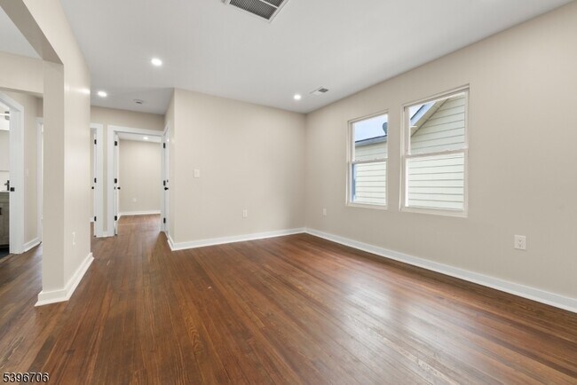 Building Photo - 218 Ampere Pkwy