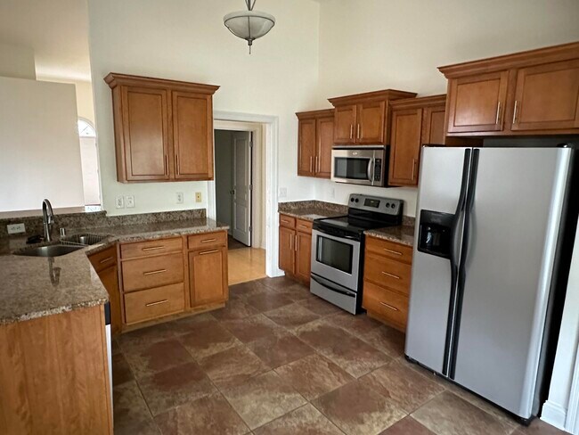 Building Photo - 106 Wisteria Ln