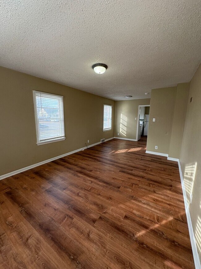 Building Photo - 1429 13th St