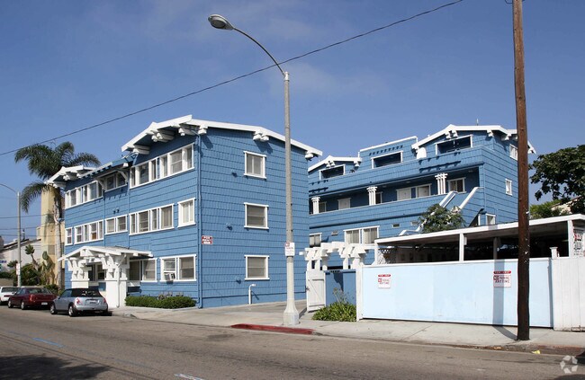 Building Photo - 209 N Venice Blvd