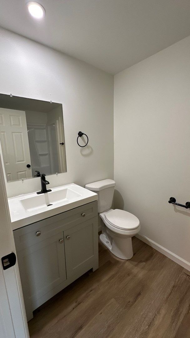 Building Photo - Spacious & Beautifully Updated 3BR Home with Extra Storage in Columbia