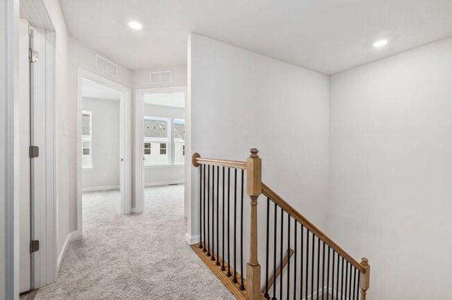 Building Photo - 305 Gable Ct