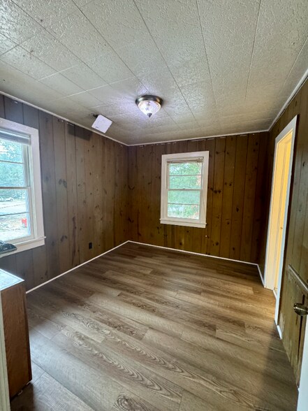 Building Photo - 7203 Porcher Dr