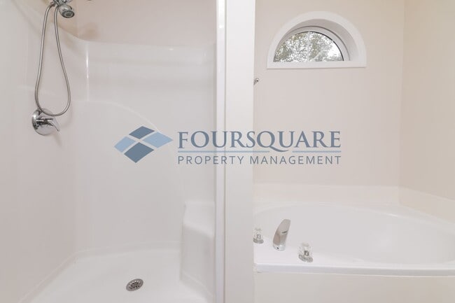 Building Photo - Spacious 3-Bed One Story Home, With  Large...