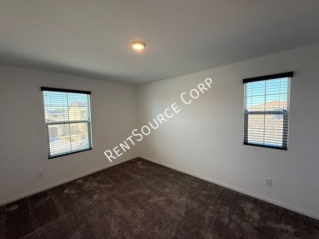 Building Photo - 6030 W Ave J 9