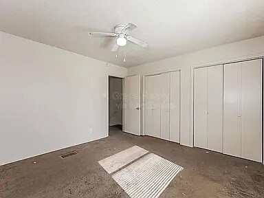 Building Photo - Room in Apartment on Shadydell Dr