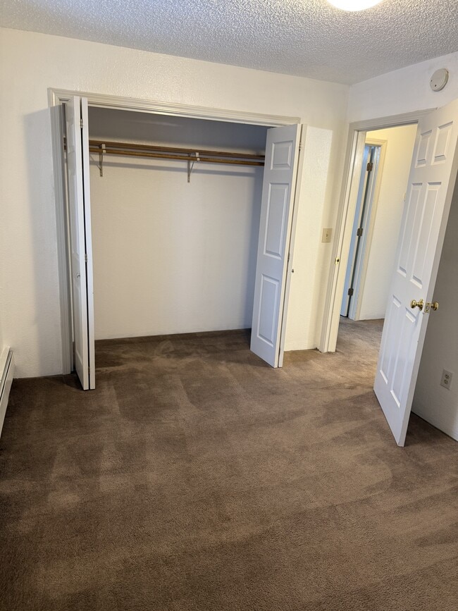 Building Photo - 2663 S Turner St