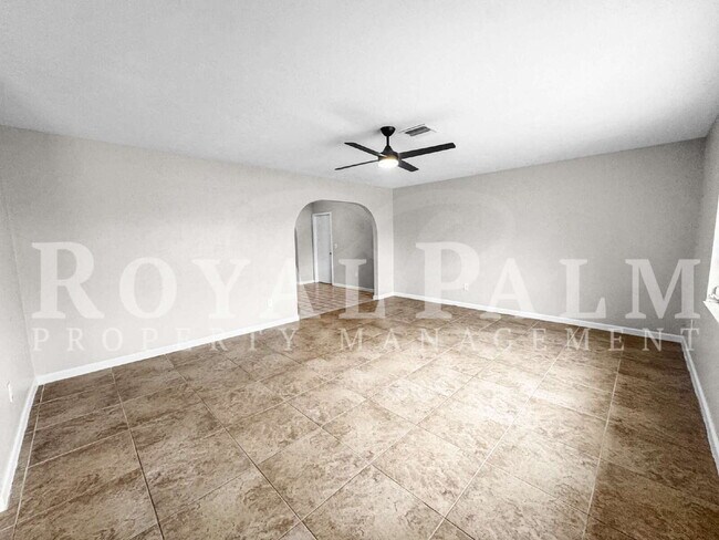 Building Photo - 3 Bed | 2 Bath Home on SE 46th Terrace – Space to Live, Room to Breathe