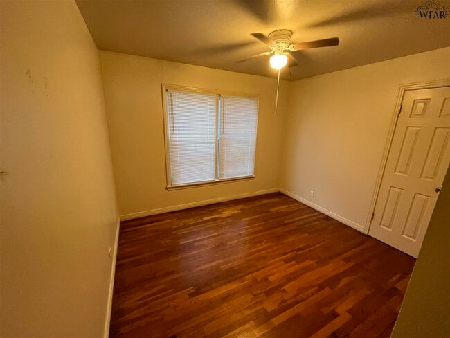 Building Photo - 2610 Wooddale Ave