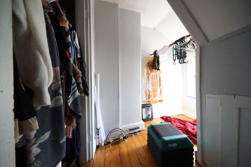 Building Photo - 3 Foster St