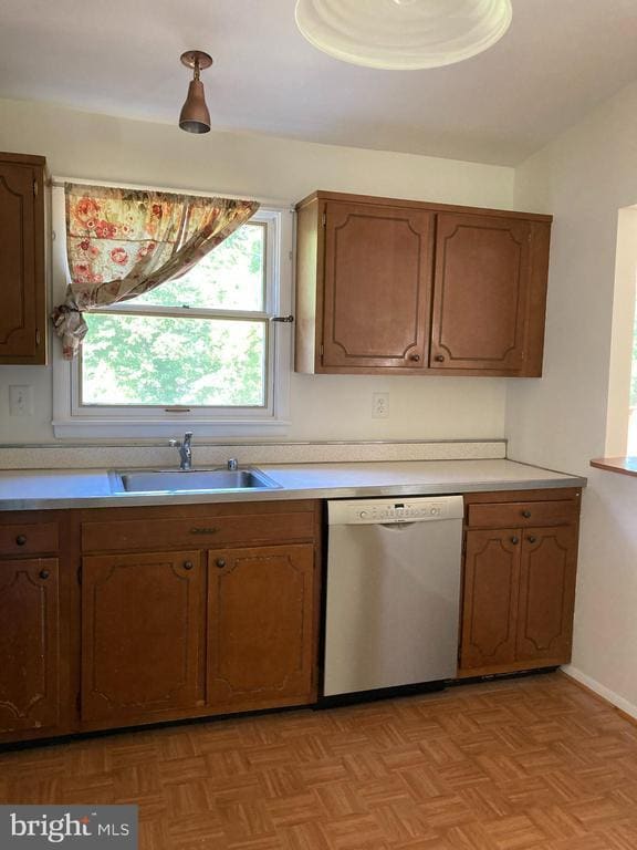 Building Photo - 852 Constellation Dr