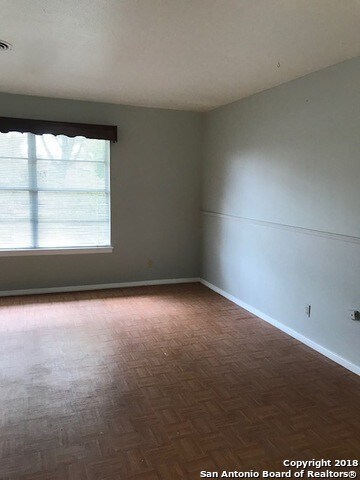 Building Photo - 4539 Eisenhauer Rd