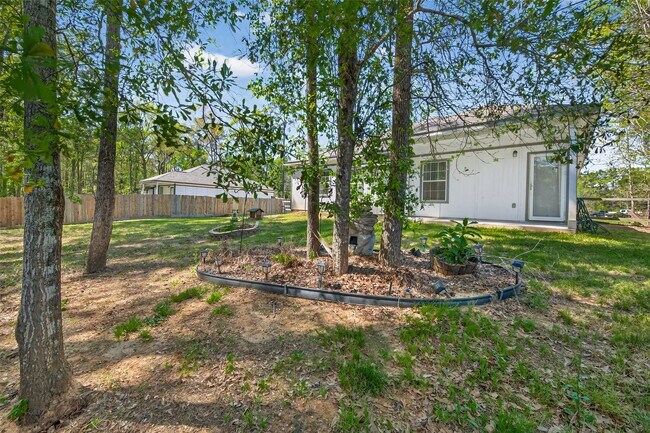 Building Photo - 25106 Morgan Cemetery Rd